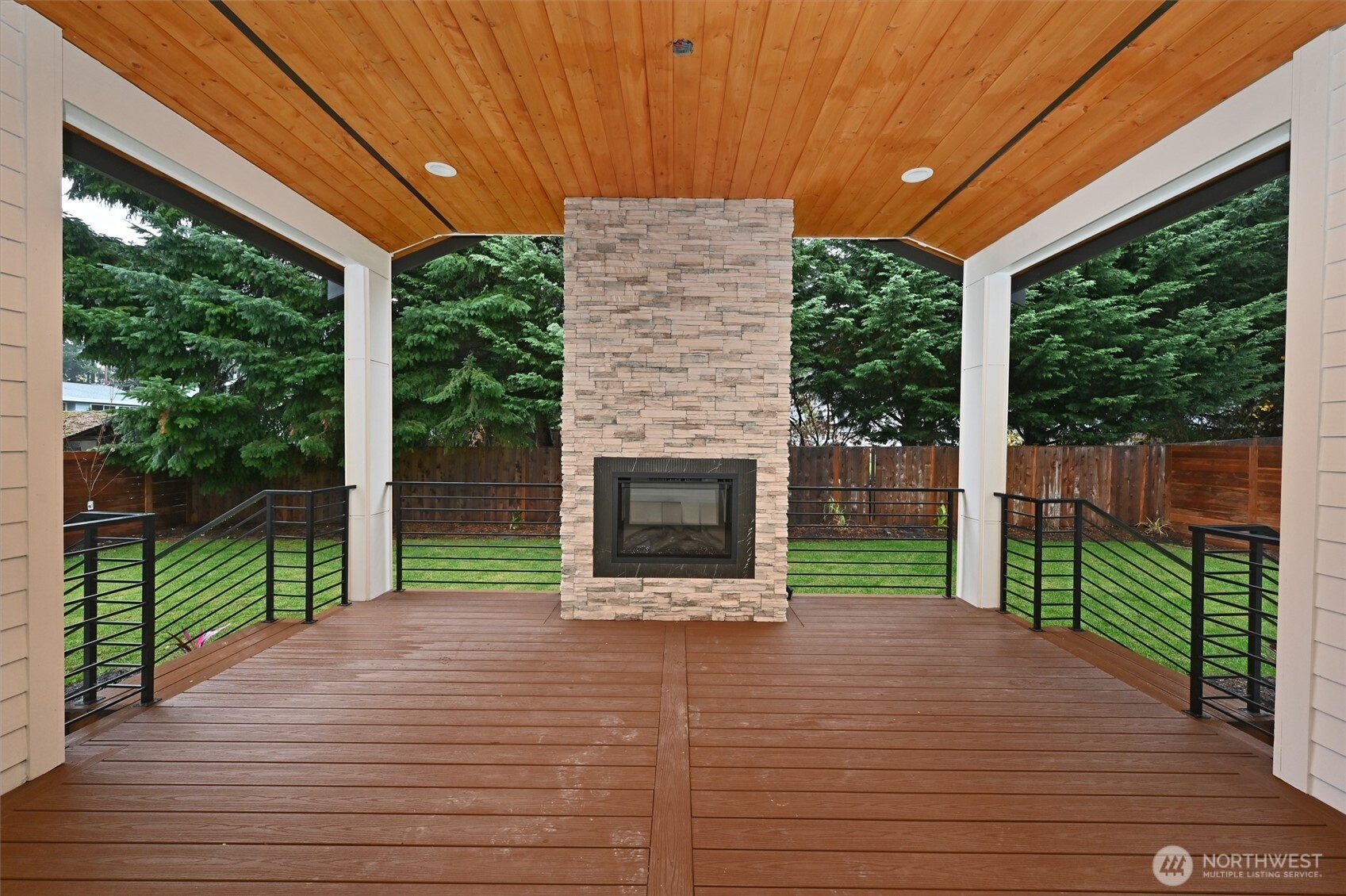 17526 Fremont Avenue North Shoreline, WA 98133 - Photo 23 of 40 a view of outdoor space and deck