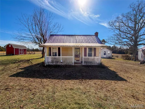 $429,000 | 33 County Road 55, Belleview, MO 63623