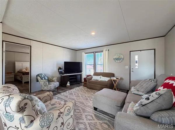 $429,000 | 33 County Road 55, Belleview, MO 63623