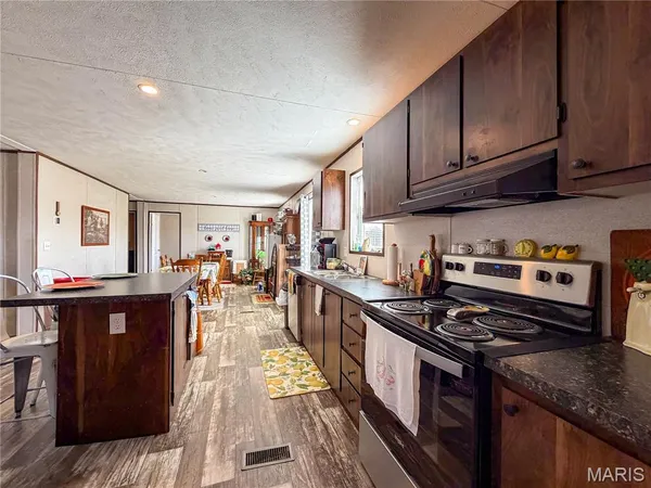 $429,000 | 33 County Road 55, Belleview, MO 63623