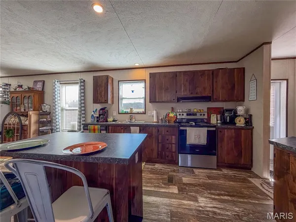 $429,000 | 33 County Road 55, Belleview, MO 63623