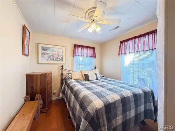 $429,000 | 33 County Road 55, Belleview, MO 63623