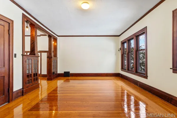 $625,000 | 186 West 12th Street, Holland, MI 49423