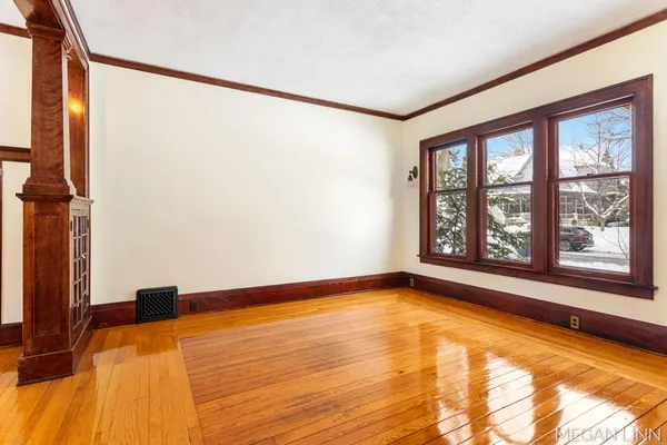 $625,000 | 186 West 12th Street, Holland, MI 49423