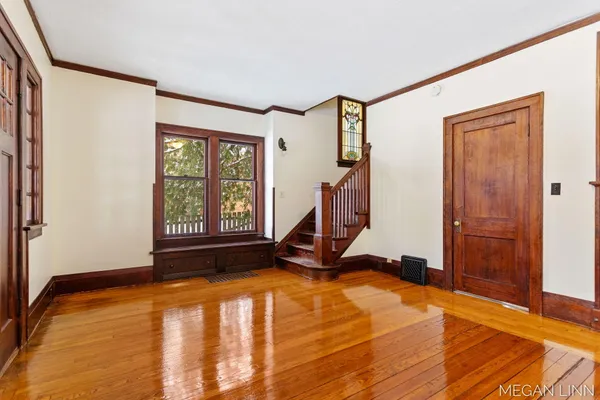 $625,000 | 186 West 12th Street, Holland, MI 49423