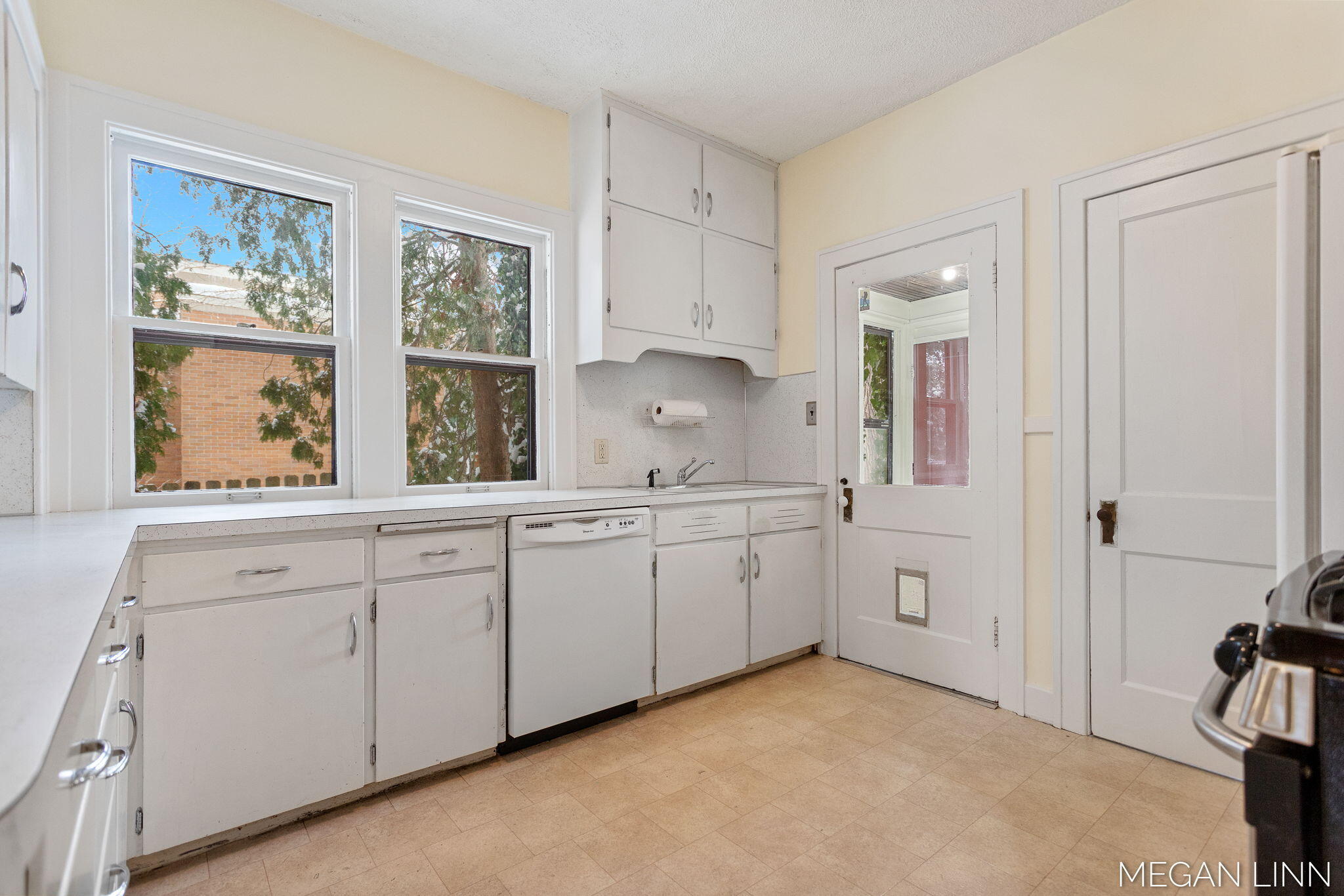 186 West 12th Street Holland, MI 49423 - Photo 23 of 66 59-web-or-mls-186-w-12th-st