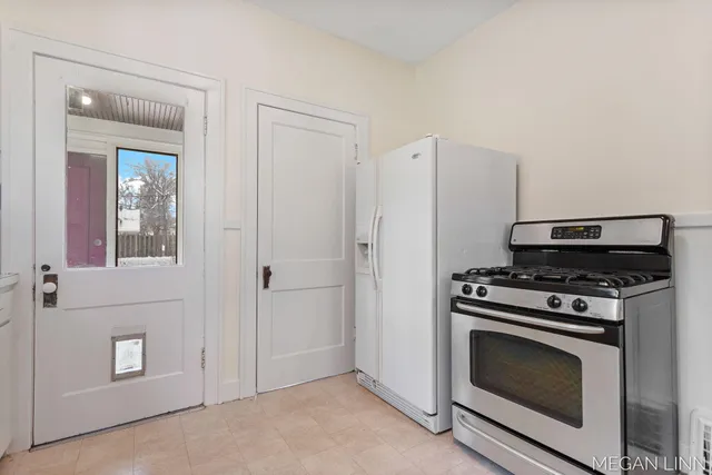 $625,000 | 186 West 12th Street, Holland, MI 49423