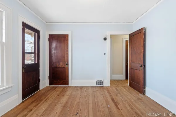 $625,000 | 186 West 12th Street, Holland, MI 49423