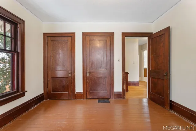 $625,000 | 186 West 12th Street, Holland, MI 49423