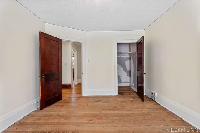 $625,000 | 186 West 12th Street, Holland, MI 49423