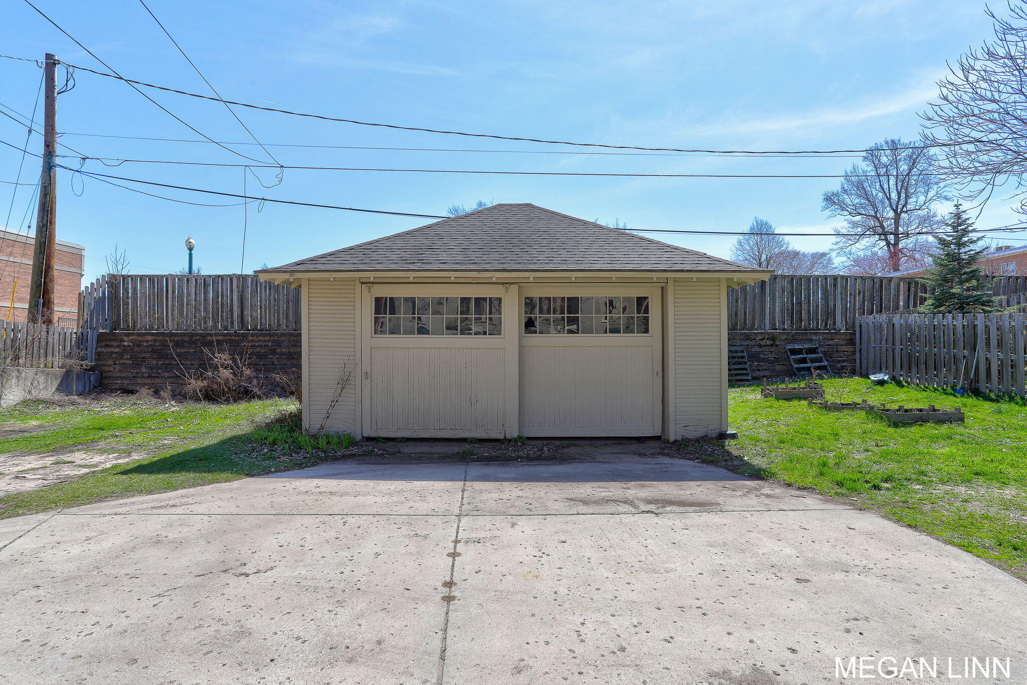 186 West 12th Street Holland, MI 49423 - Photo 6 of 66 10-web-or-mls-186-w-12th-st