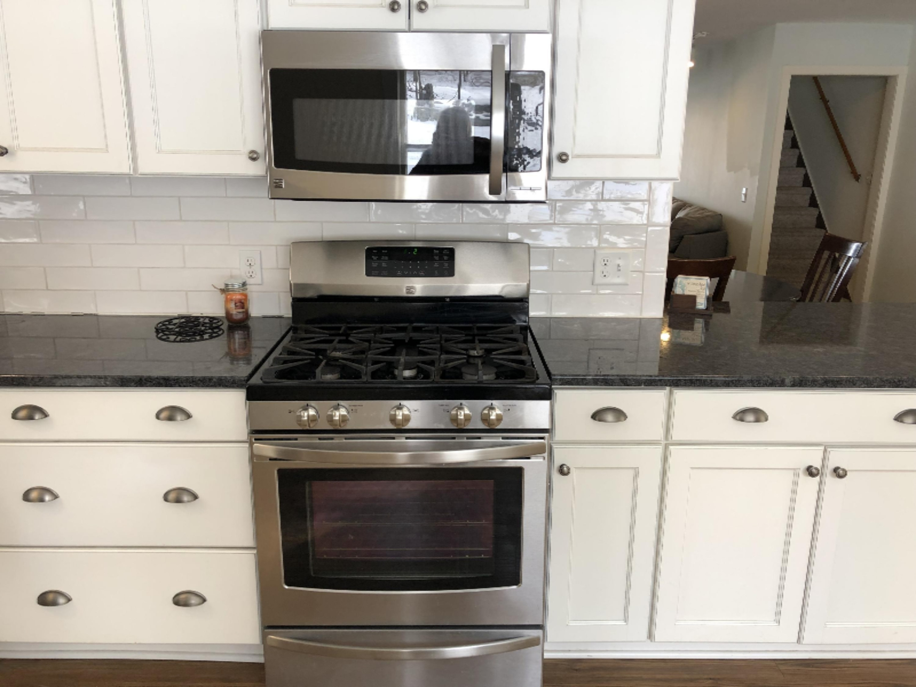 2697 Crescent Beach Road Manistee, MI 49660 - Photo 12 of 45 Natural Gas oven