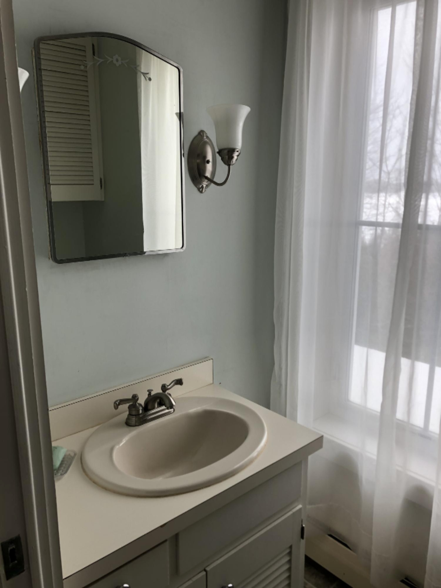 2697 Crescent Beach Road Manistee, MI 49660 - Photo 32 of 45 Natural light in bath