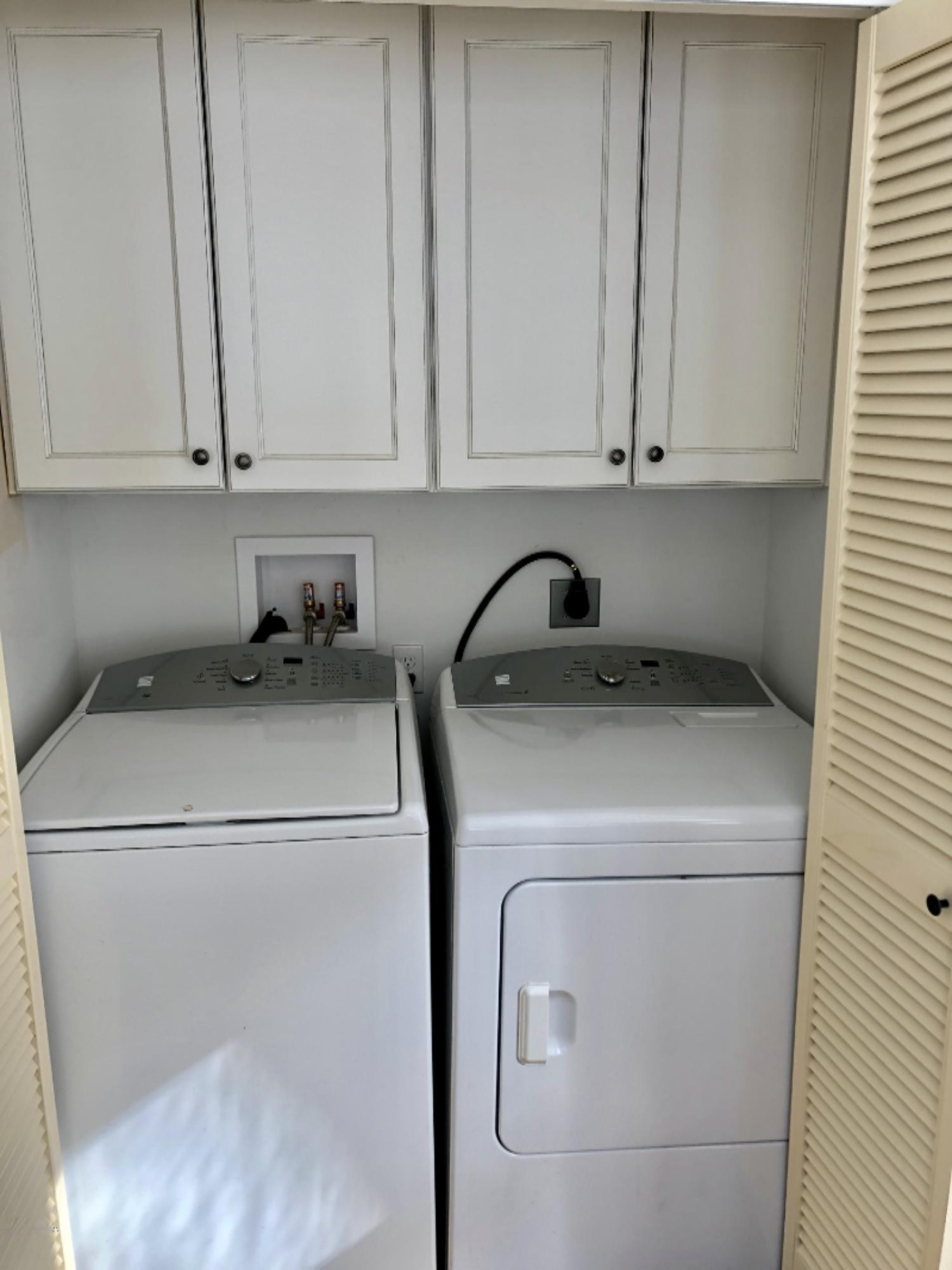 2697 Crescent Beach Road Manistee, MI 49660 - Photo 36 of 45 Laundry on mainfloor