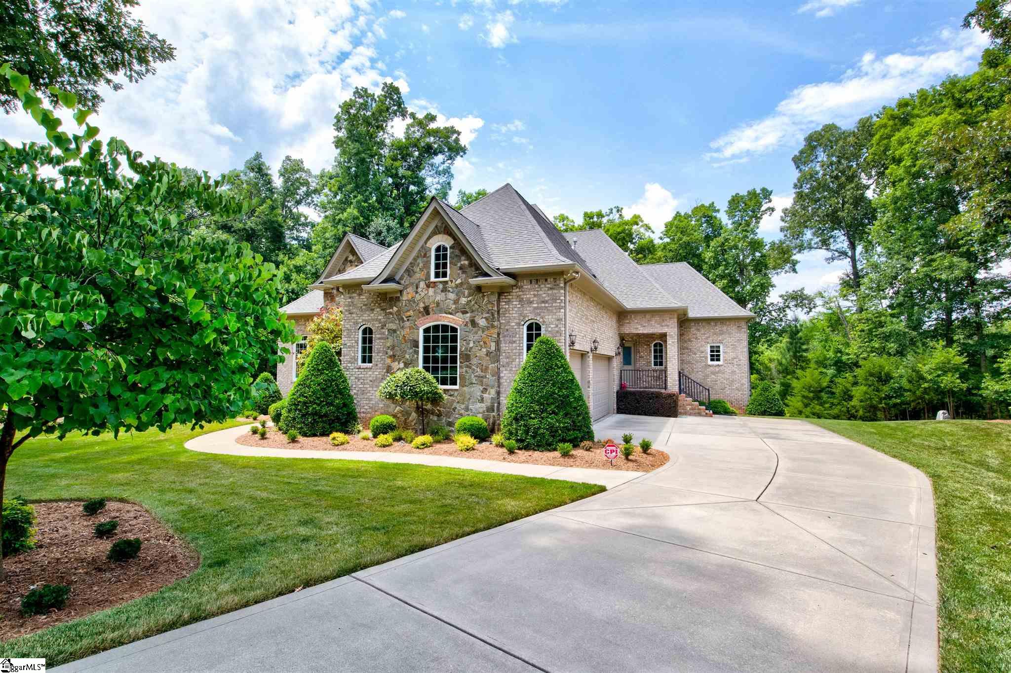 5913 Johnson Road Clover, SC 29710 - Photo 3 of 36