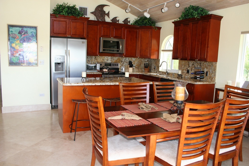 119 Bluebird Road Tavernier, FL 33070 - Photo 14 of 31 Kitchen and Dining