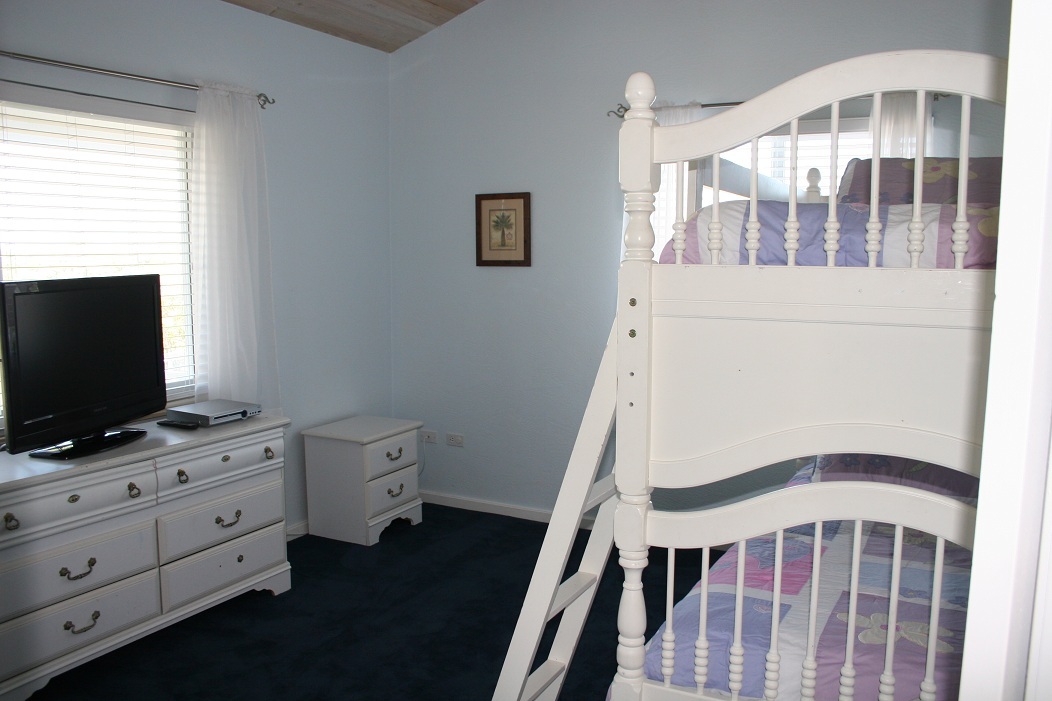 119 Bluebird Road Tavernier, FL 33070 - Photo 25 of 31 Guest Bedroom Upstairs