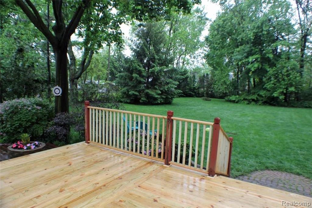 516 Woodside Road Royal Oak, MI 48073 - Photo 18 of 20