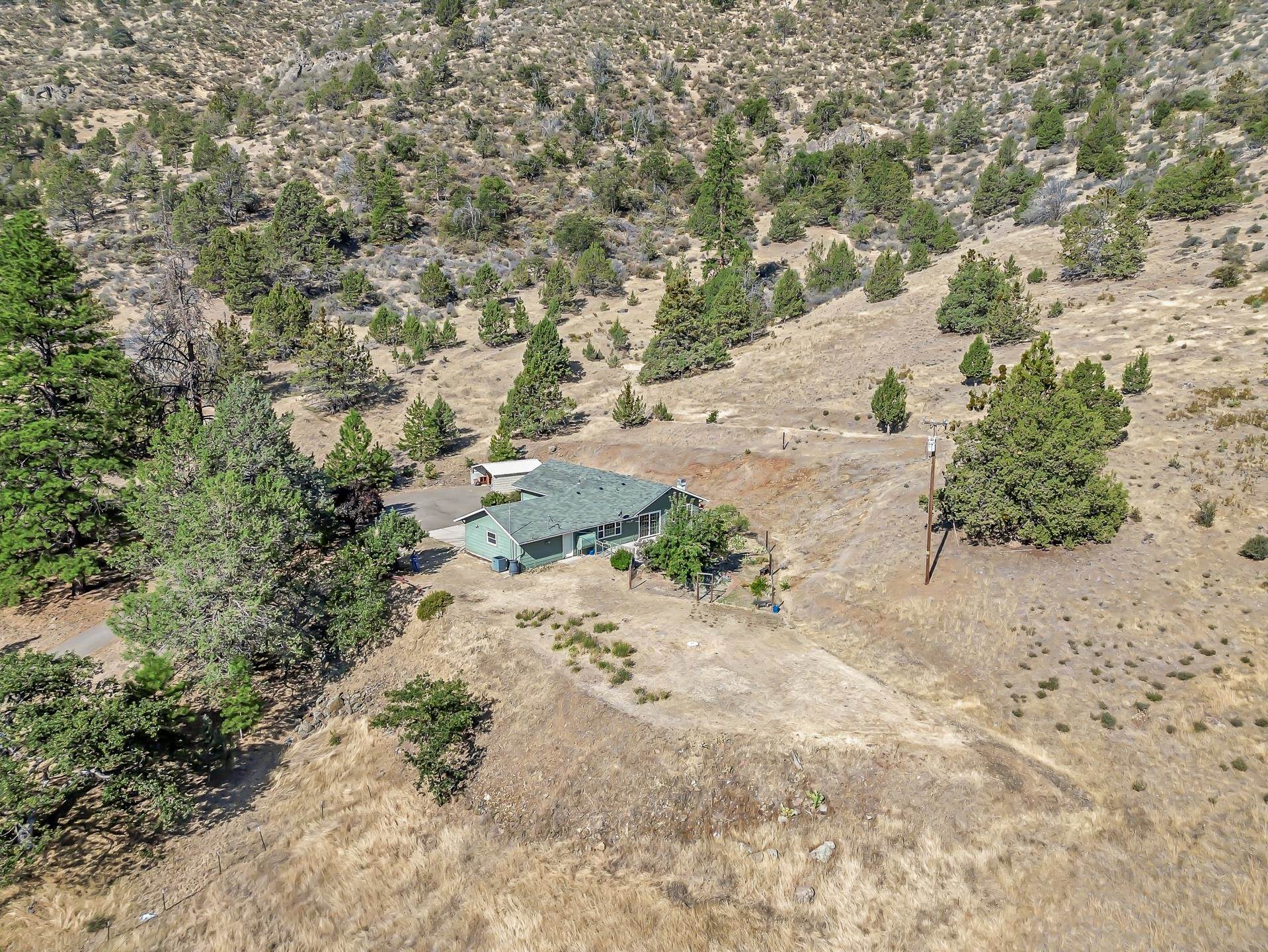 10001 Cram Gulch Road Yreka, CA 96097 - Photo 28 of 32 Gallery Image 28