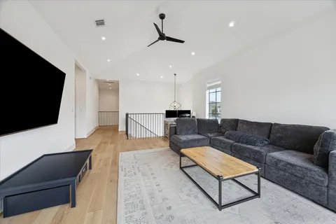 $1,799,000 | 1315 Gardenia Drive, Houston, TX 77018