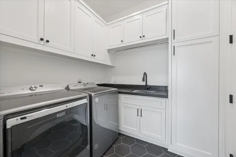 $1,799,000 | 1315 Gardenia Drive, Houston, TX 77018