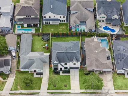 $1,799,000 | 1315 Gardenia Drive, Houston, TX 77018