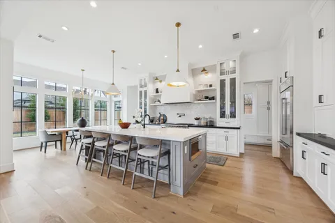 $1,799,000 | 1315 Gardenia Drive, Houston, TX 77018