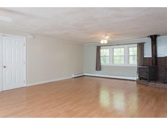 39 Delaney Road Epping, NH 03042 - Photo 13 of 32