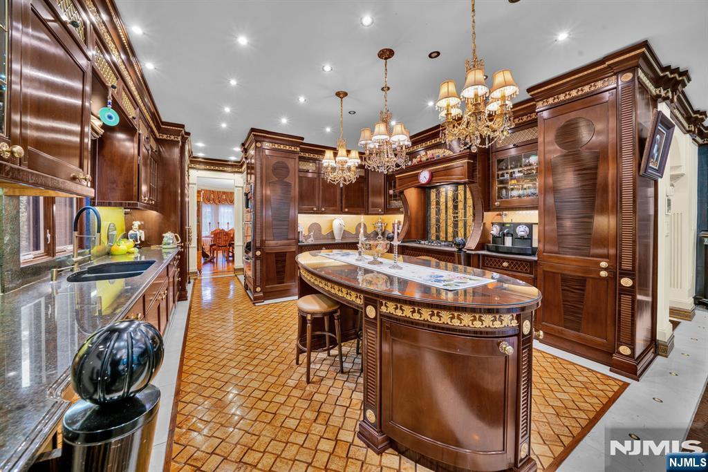 1088 Dearborn Road Fort Lee, NJ 07024 - Photo 13 of 49 Gallery Image 13