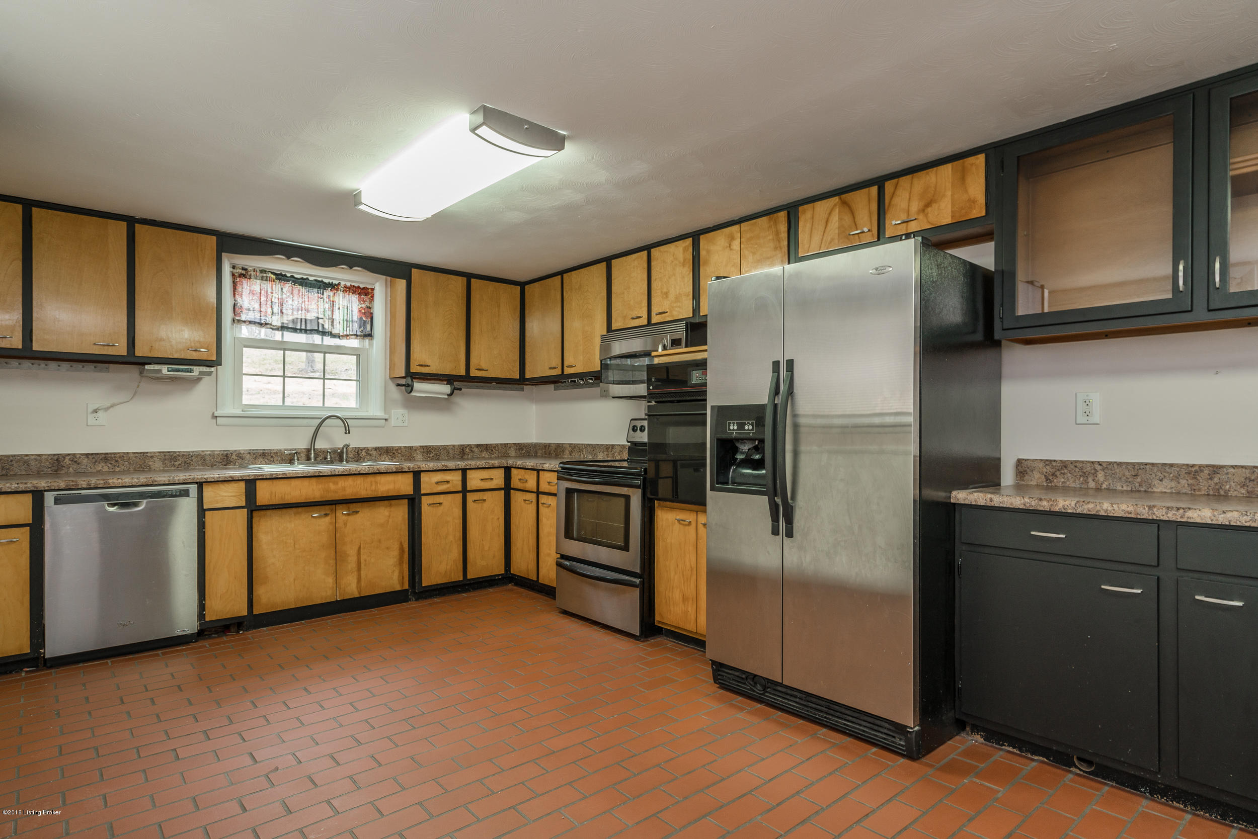 5000 Clarmar Road Jeffersontown, KY 40299 - Photo 9 of 46 Eat in kitchen