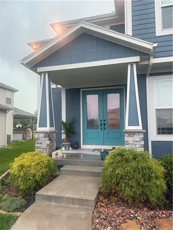 $689,000 | 16972 South Hunter Street, Olathe, KS 66062