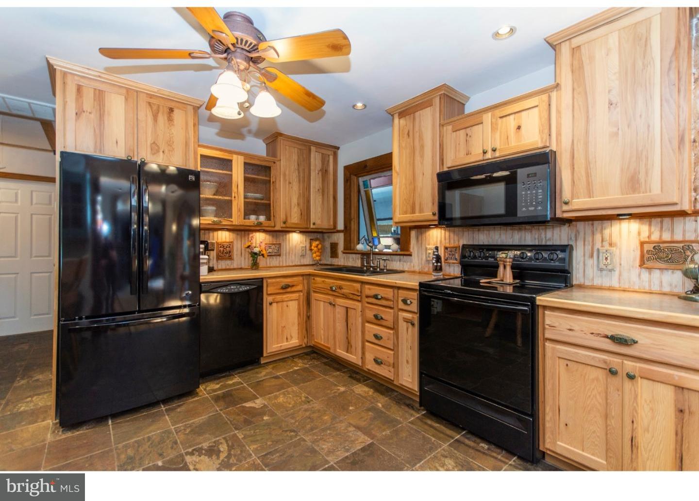 19 Moyer Road Chalfont, PA 18914 - Photo 6 of 25 Gallery Image 6