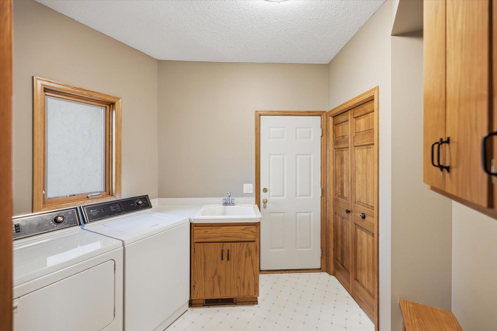 5605 St Albans Circle Shoreview, MN 55126 - Photo 29 of 89