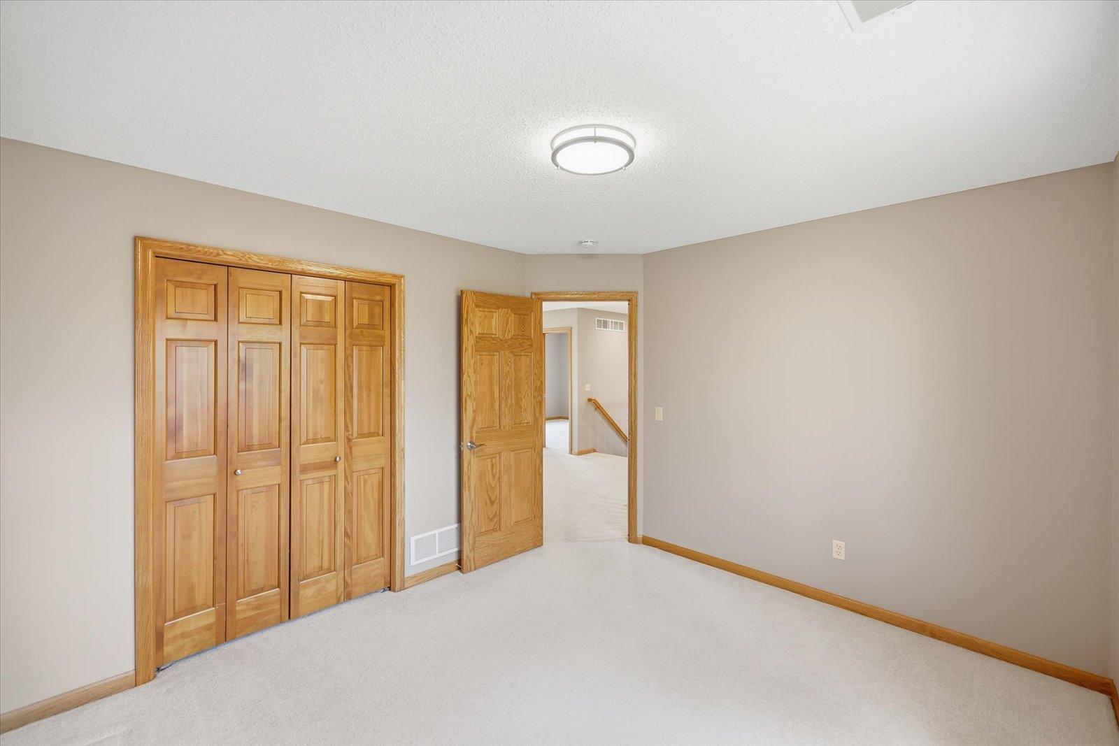 5605 St Albans Circle Shoreview, MN 55126 - Photo 46 of 89