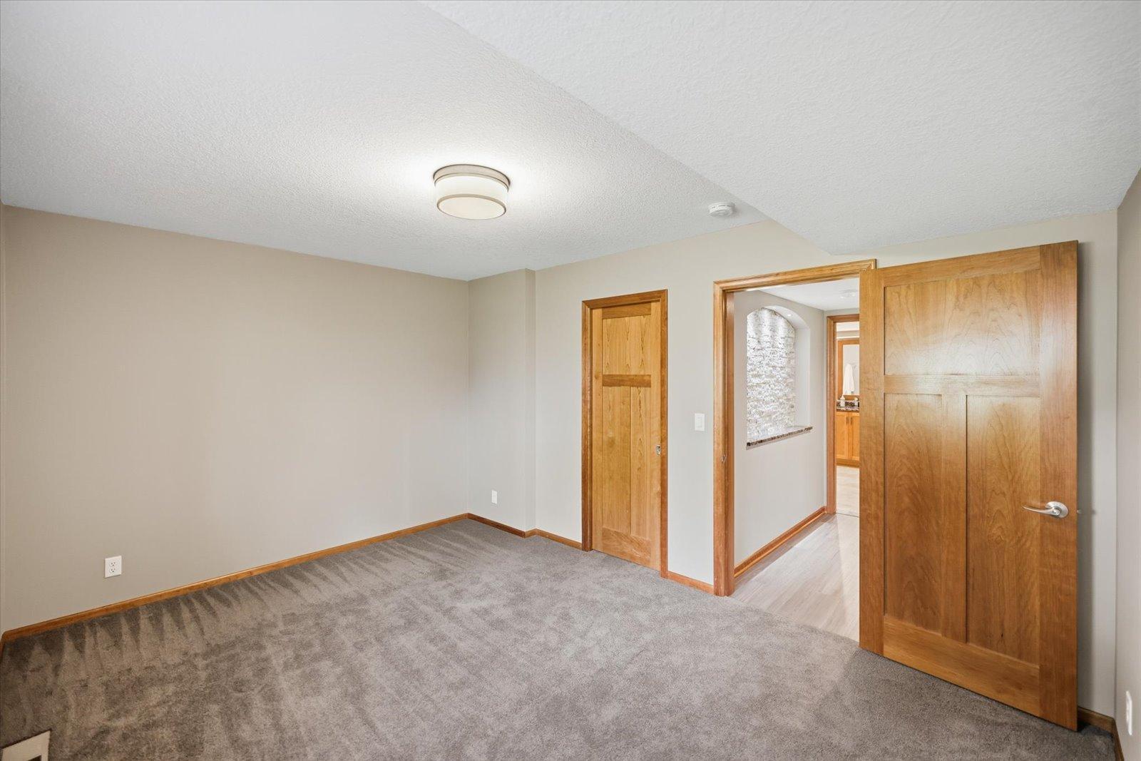 5605 St Albans Circle Shoreview, MN 55126 - Photo 64 of 89