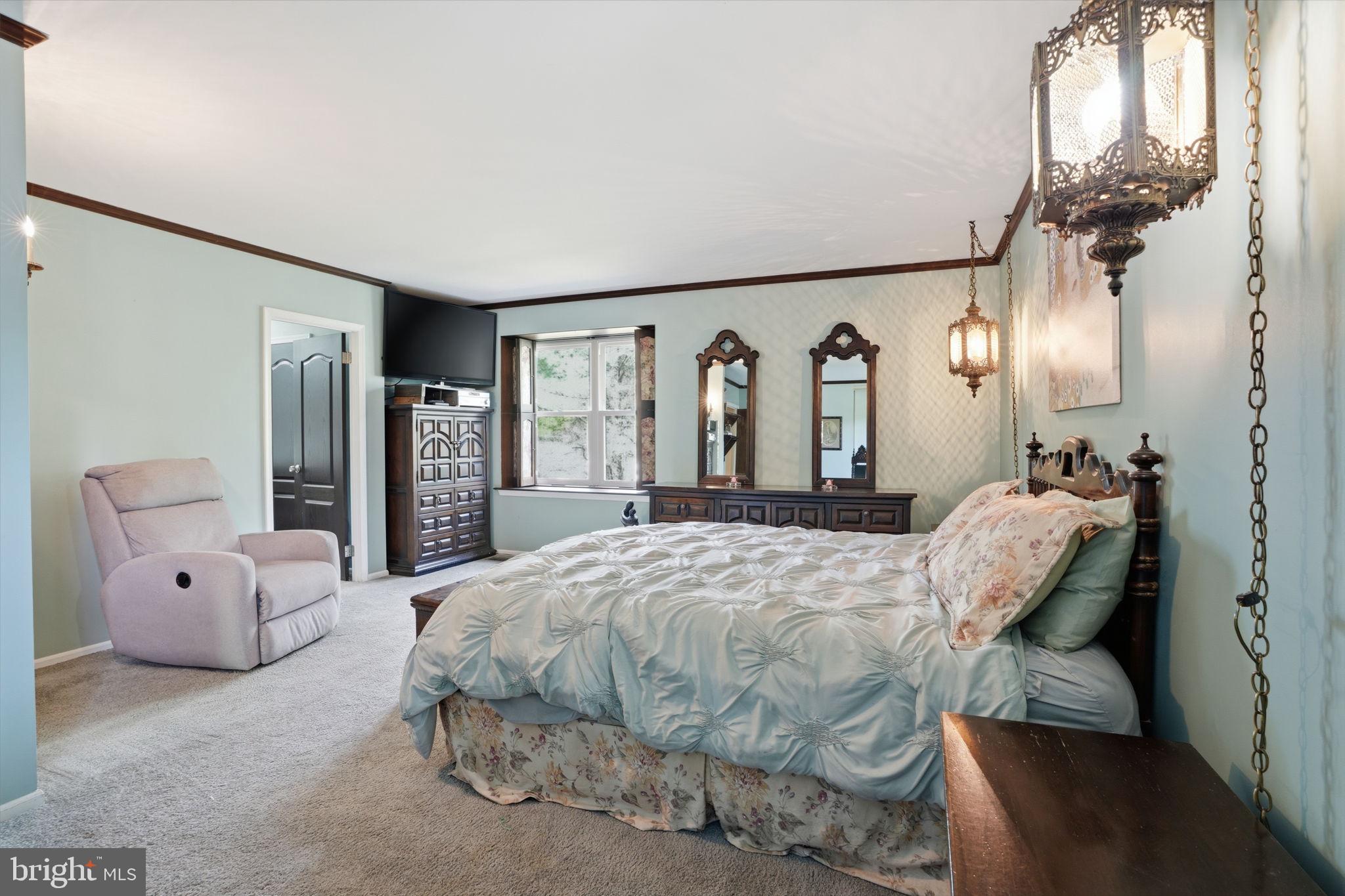 718 Bridgeview Road Feasterville-Trevose, PA 19053 - Photo 26 of 42