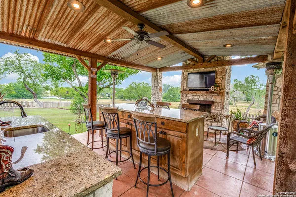 $1,738,999 | 10745-10767 Rosemar Lane, Adkins, TX 78101