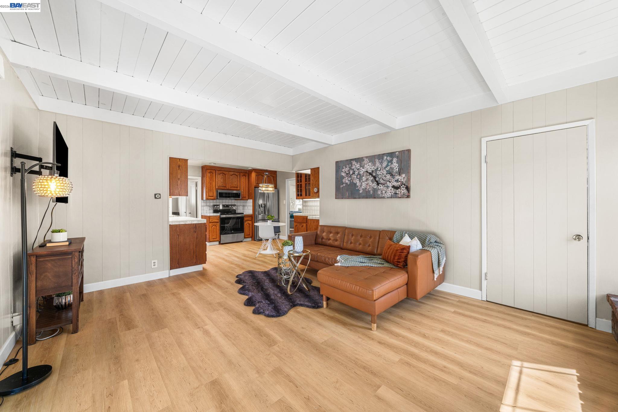 347 Anza Way San Leandro, CA 94578 - Photo 10 of 37