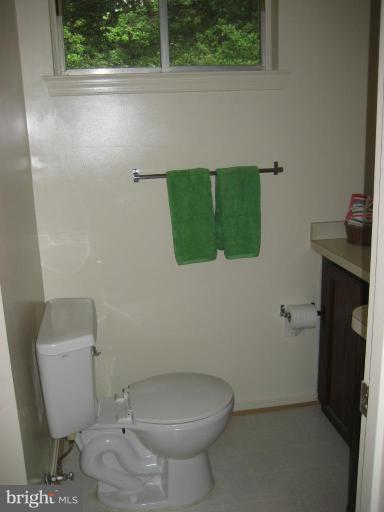 5503 Callander Drive Springfield, VA 22151 - Photo 17 of 28 a bathroom with a toilet and a sink