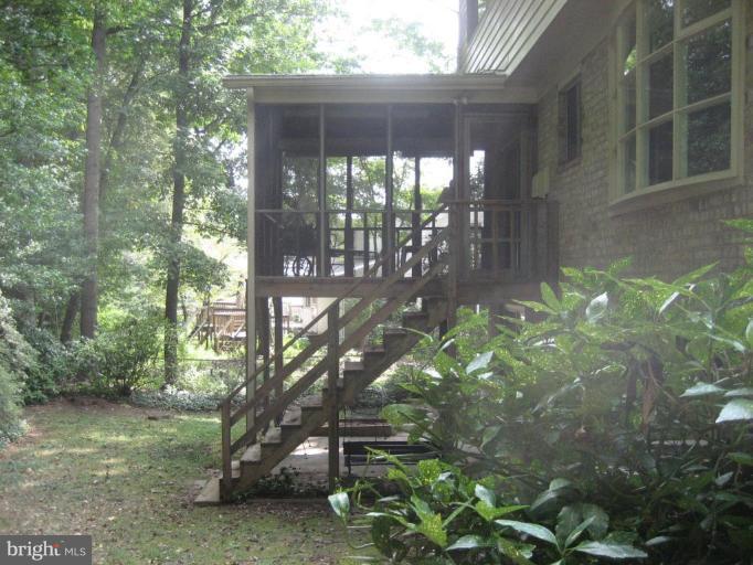 5503 Callander Drive Springfield, VA 22151 - Photo 25 of 28 a view of a house with a tree