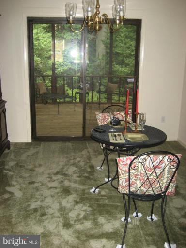 5503 Callander Drive Springfield, VA 22151 - Photo 4 of 28 a room with furniture and window
