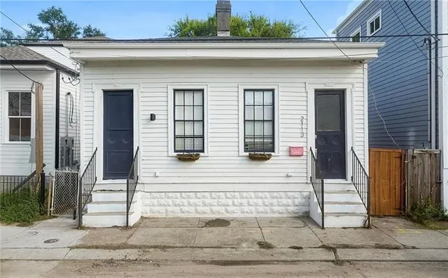 $2,900 | 2115 Chippewa Street, New Orleans, LA 70130