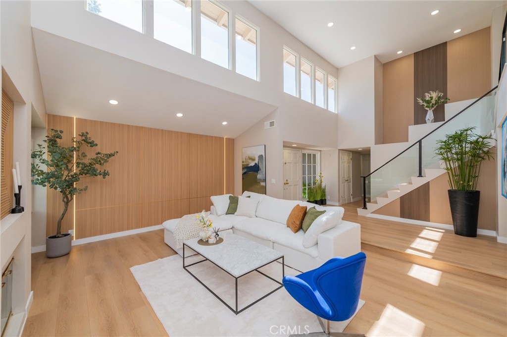 15 Rippling Streme Irvine, CA 92603 - Photo 2 of 50