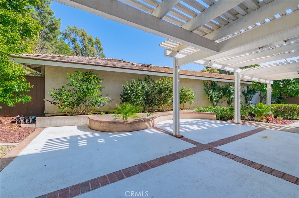 15 Rippling Streme Irvine, CA 92603 - Photo 46 of 50