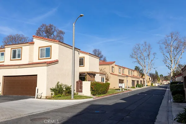 $700,000 | 2700 Via Portola, Fullerton, CA 92835