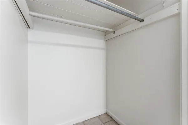 $1,300 | 3206 Hodges Street, Lake Charles, LA 70601