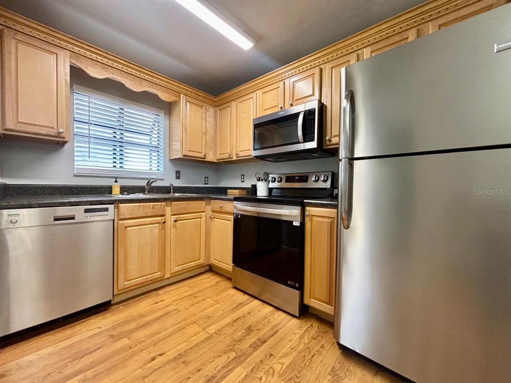 4009 Southwest 20th Lane Gainesville, FL 32607 - Photo 5 of 19