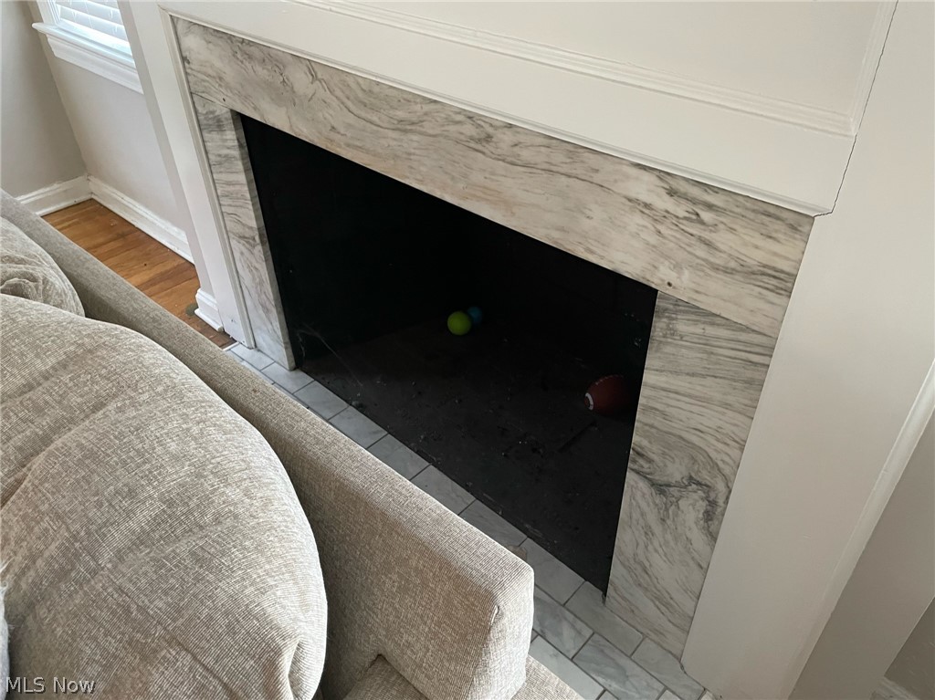 3529 Normandy Road Cleveland, OH 44120 - Photo 15 of 26 Up Unit