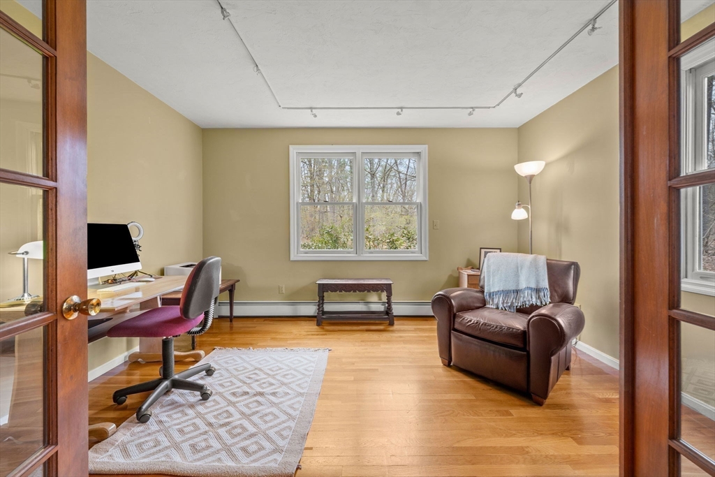 37 Oak Ridge Road Boxford, MA 01921 - Photo 17 of 41 Gallery Image 17