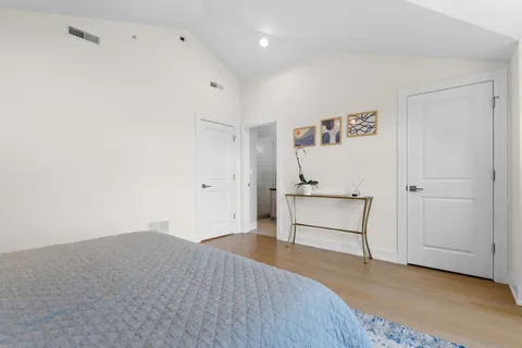 $825,000 | 5313 Crain Street, Skokie, IL 60077